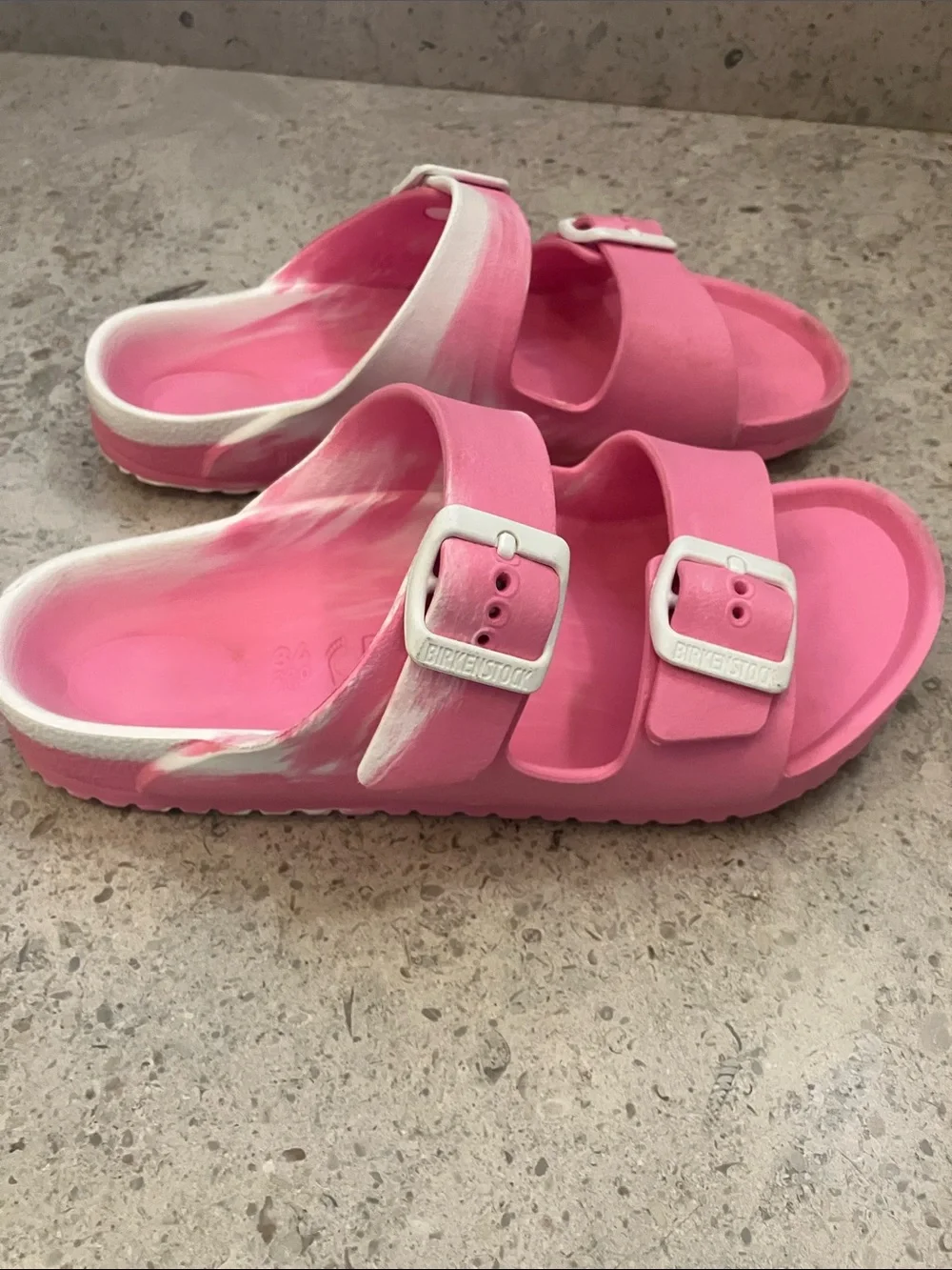 BIRKENSTOCK Kids Pink/White Swirl Pattern Two-Buckle EVA Slides Size 34/ 3-3.5 U